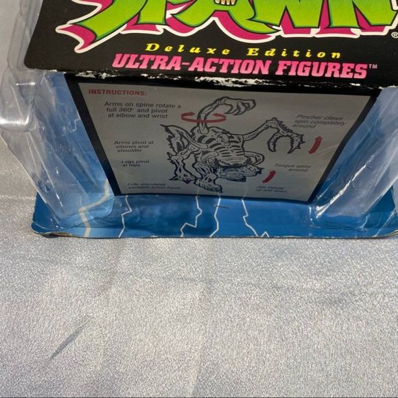 💕Spawn Deluxe Edition Vertebreaker Ultra Action Figure Todd McFarlane Toys 1995 - Picture 4 of 13